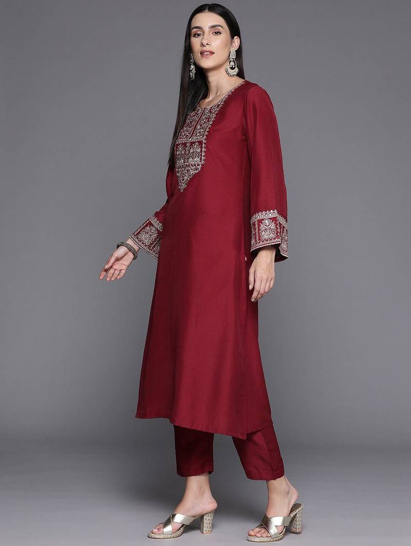 Ethnic Motifs Embroidered Regular Sequinned Kurta with Trousers & With Dupatta