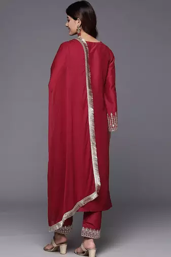Ethnic Motifs Embroidered Regular Kurta with Trousers & With Dupatta