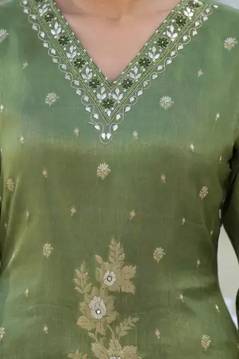 Floral Regular Pure Silk Kurta with Trouser & Dupatta