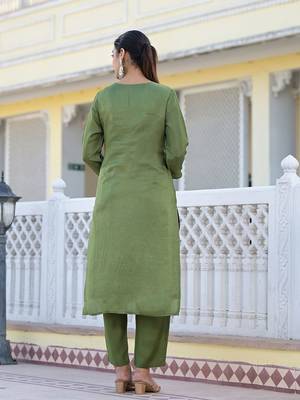 Floral Regular Pure Silk Kurta with Trouser & Dupatta 5
