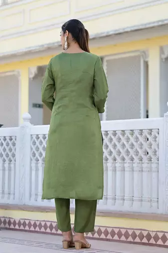 Floral Regular Pure Silk Kurta with Trouser & Dupatta