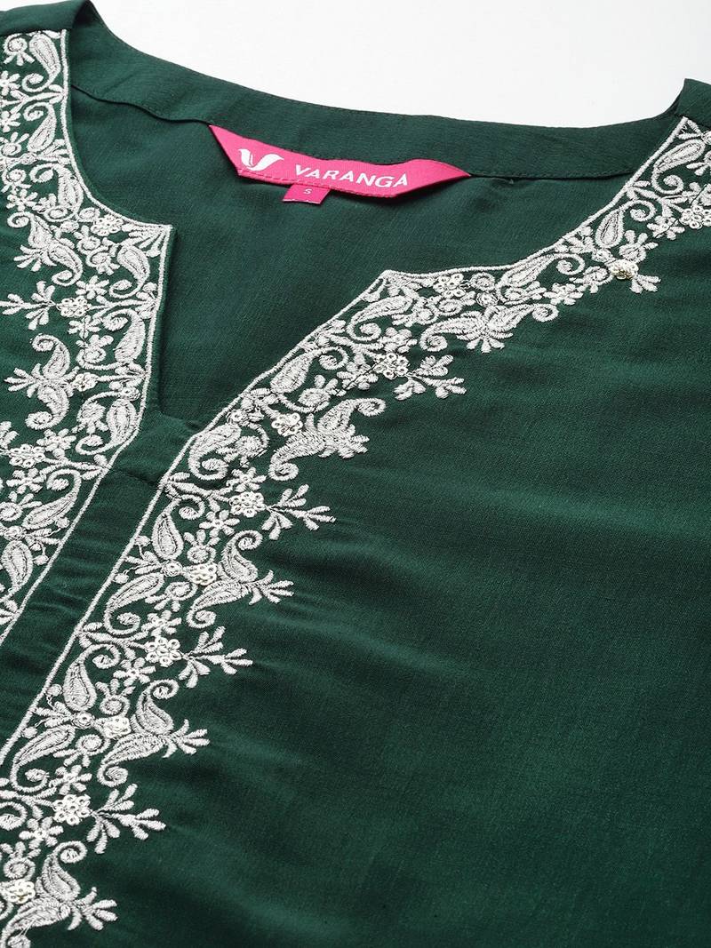 Women Floral Embroidered Regular Kurta with Trousers & With Dupatta