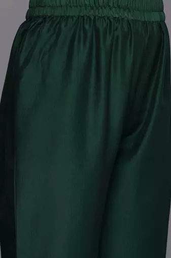 Women Floral Embroidered Regular Kurta with Trousers & With Dupatta