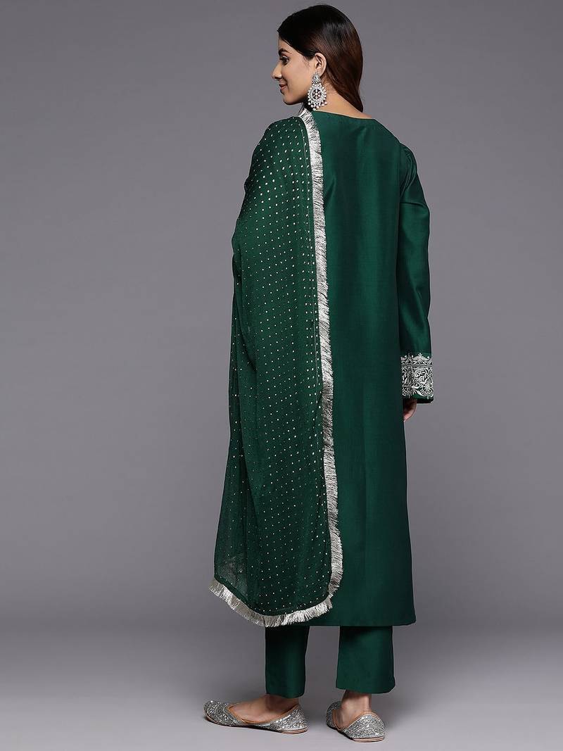 Women Floral Embroidered Regular Kurta with Trousers & With Dupatta