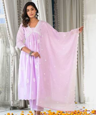 Women Floral Embroidered Empire Thread Work Pure Cotton Kurta with Trousers & With Dupatta 4