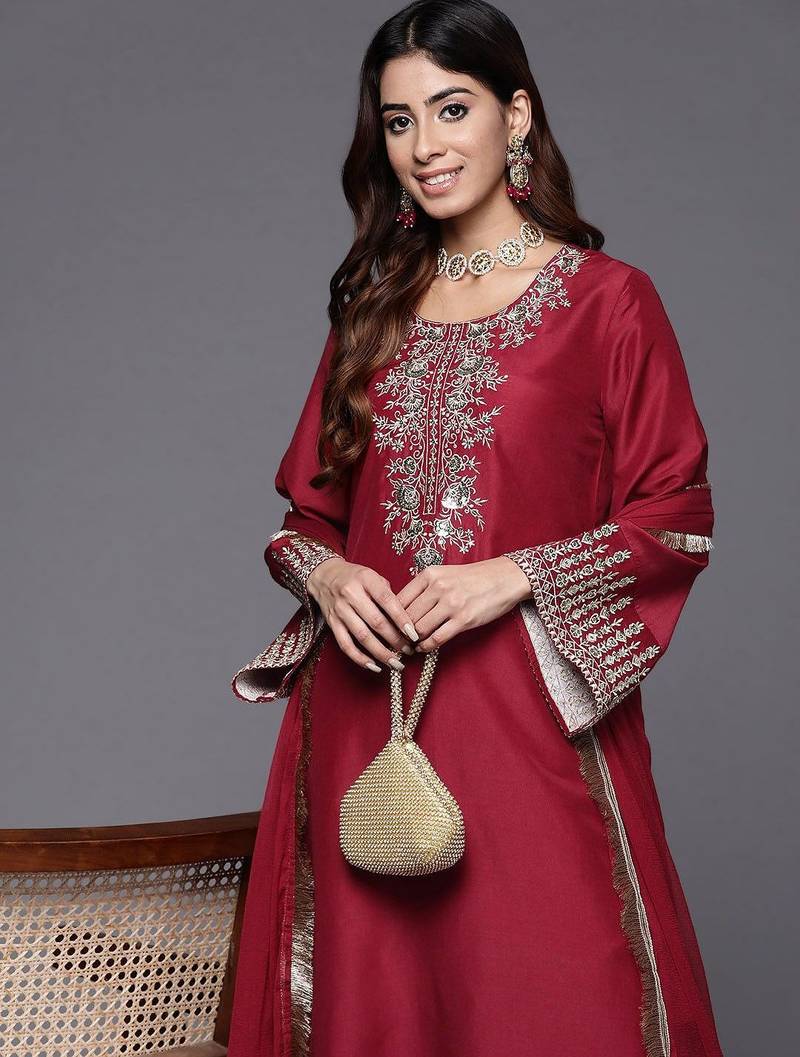 Floral Embroidered Zari Kurta with Trousers & Dupatta