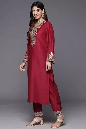 Floral Embroidered Zari Kurta with Trousers & Dupatta