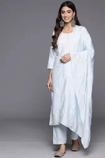 Women Floral Embroidered Regular Thread Work Kurta with Trousers & With Dupatta
