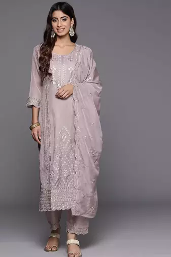 Women Floral Embroidered Regular Sequinned Kurta with Trousers & With Dupatta