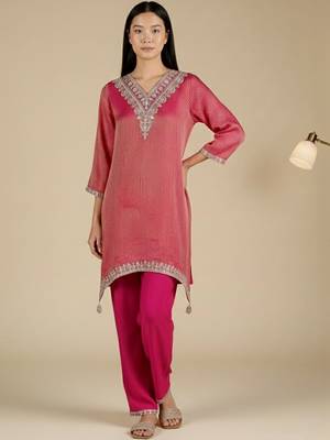 Women Ethnic motifs Embroidered Regular Kurta with Palazzos 7