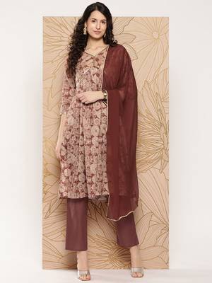 Women Floral Printed Sequinned Pure Cotton Kurta with Trousers & With Dupatta 1