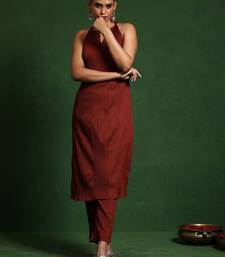 Halter Neck Kurta with Trouser