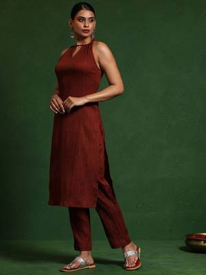 Halter Neck Kurta with Trouser 4
