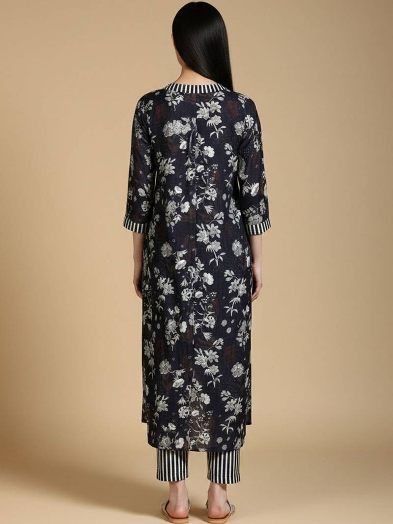 Floral Printed V-Neck Kurta With Trousers