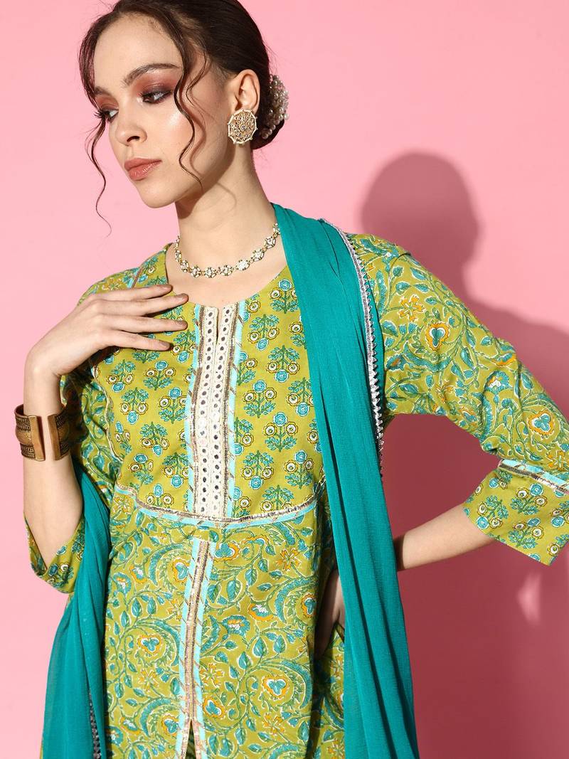 Women Green Floral Printed Mirror Work Pure Cotton Kurta with Palazzos & With Dupatta