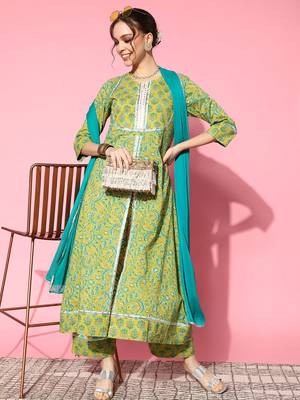 Women Green Floral Printed Mirror Work Pure Cotton Kurta with Palazzos & With Dupatta 6