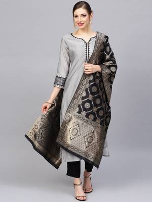 Women Grey & Black Zari & Thread Work Kurta with Trousers & Dupatta 1