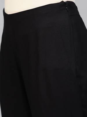 Women Grey & Black Zari & Thread Work Kurta with Trousers & Dupatta 3