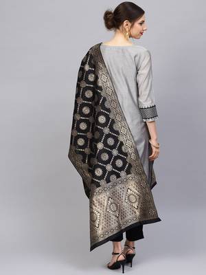Women Grey & Black Zari & Thread Work Kurta with Trousers & Dupatta 6