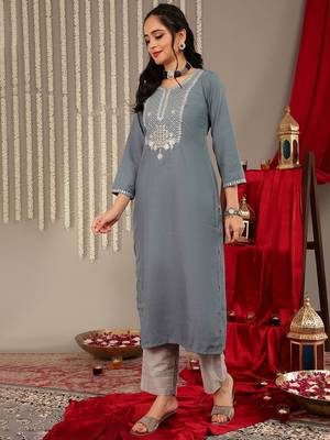 Floral Yoke Design Sequinned Kurta & Trousers With Dupatta 5