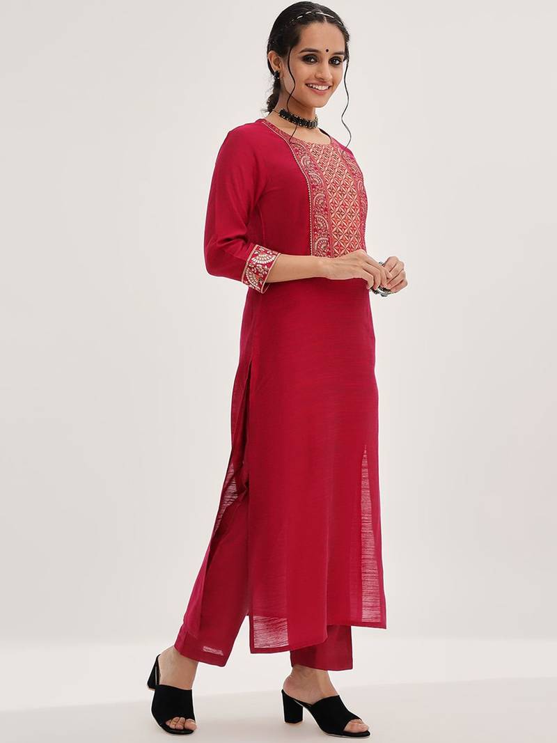 Ethnic Motifs Yoke Design Straight Kurta & Trousers With Dupatta