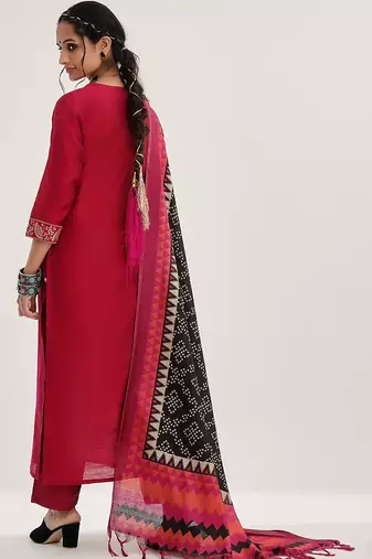 Ethnic Motifs Yoke Design Straight Kurta & Trousers With Dupatta