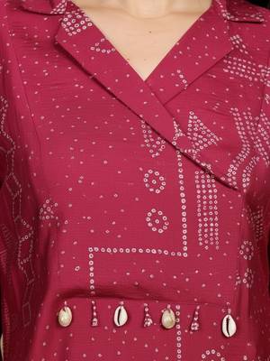 Women Bandhani Printed Collar Tassel-Detail Kurta With Trousers 2