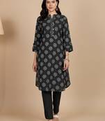 Women Printed Thread Work Straight Kurta & Trousers