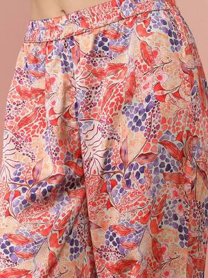 Women Ethnic Motifs Printed Empire Kurta with Trousers 5