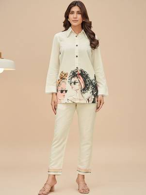 Women Printed Regular Pure Cotton Kurta with Trousers 1