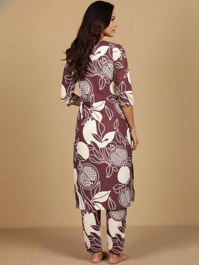 Women Floral Printed Regular Thread Work Kurta with Trousers