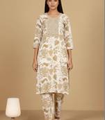 Women Floral Printed Regular Thread Work Kurta with Trousers