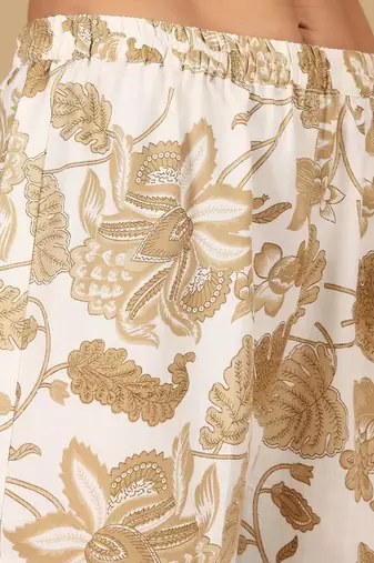 Women Floral Printed Regular Thread Work Kurta with Trousers