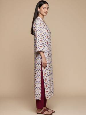 Women Regular Kurta with Trousers 1