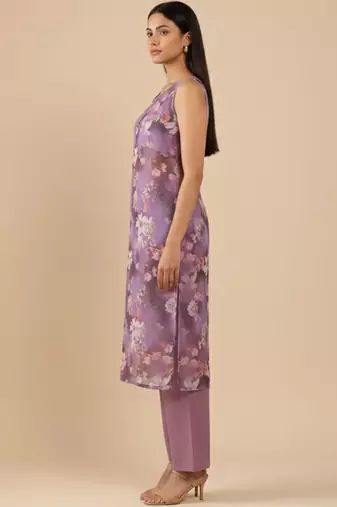 Floral Printed V-Neck Empire Straight Kurta With Trouser