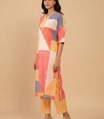 Geometric Printed V-Neck Straight Kurta With Trousers