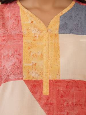 Geometric Printed V-Neck Straight Kurta With Trousers 2