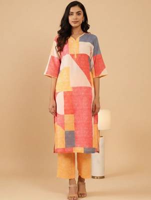 Geometric Printed V-Neck Straight Kurta With Trousers 3
