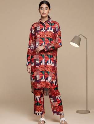 Women Geometric Printed Kurta with Trousers 6