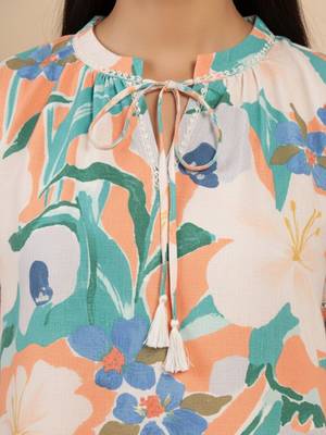 Floral Printed Mandarin Collar Straight Kurta With Trousers 3