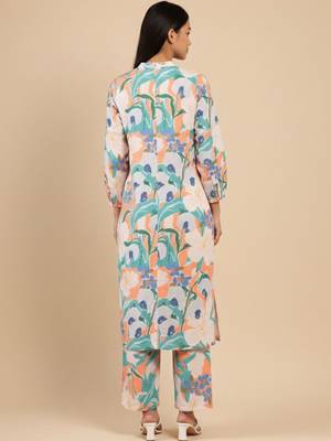 Floral Printed Mandarin Collar Straight Kurta With Trousers 4