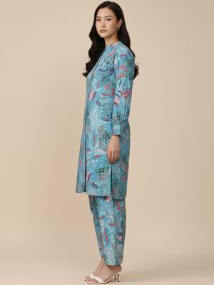Women Floral Printed Regular Kurta with Trousers 2