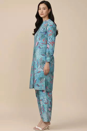 Women Floral Printed Regular Kurta with Trousers