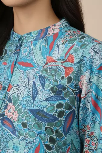 Women Floral Printed Regular Kurta with Trousers