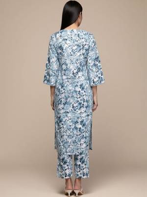 Women Floral Printed Regular Kurta with Trousers 5
