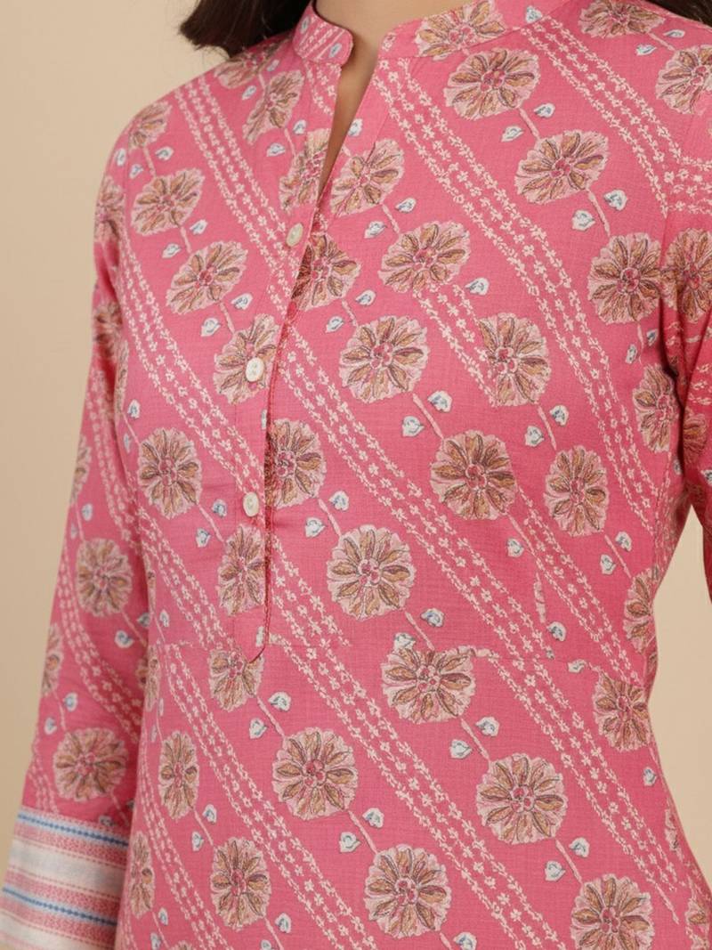 Bandhani Printed Mandarin Collar Straight Kurta With Trouser