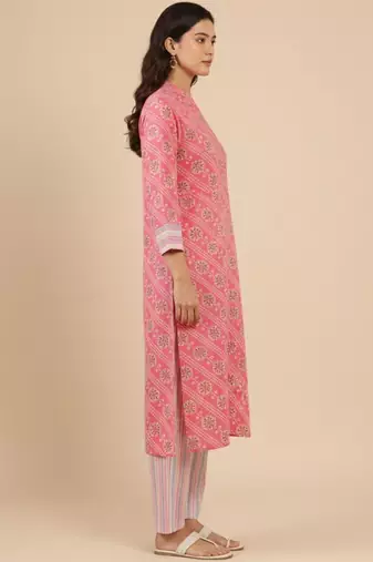 Bandhani Printed Mandarin Collar Straight Kurta With Trouser