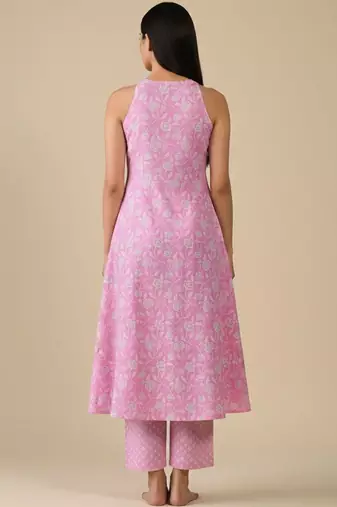 Women Floral Printed Empire Pure Cotton Kurta with Trousers