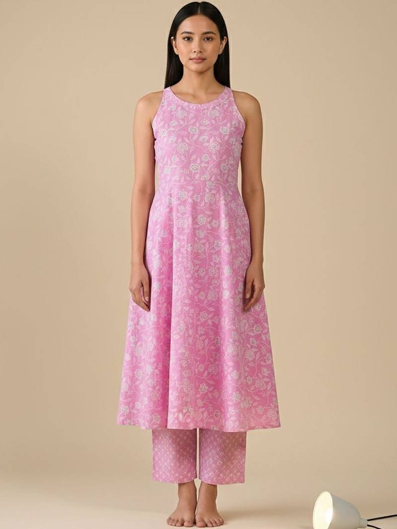 Women Floral Printed Empire Pure Cotton Kurta with Trousers