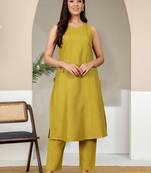 Women Round Neck Kurta With Trouser